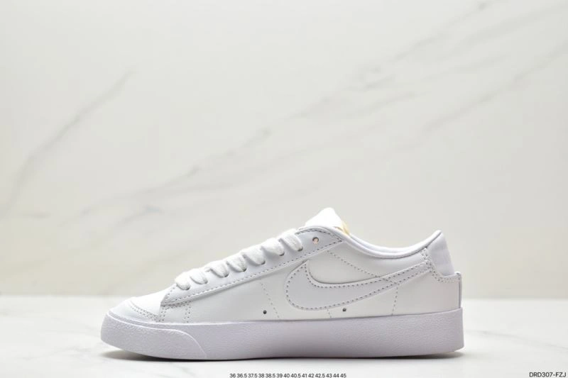 Sleek Nxkx Sneakers 201374