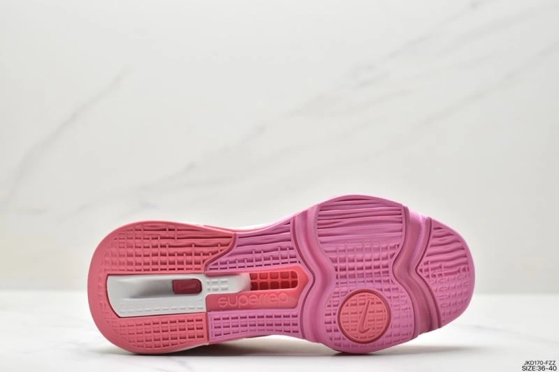 WellDesigned Nxkx Air Zoom 205273