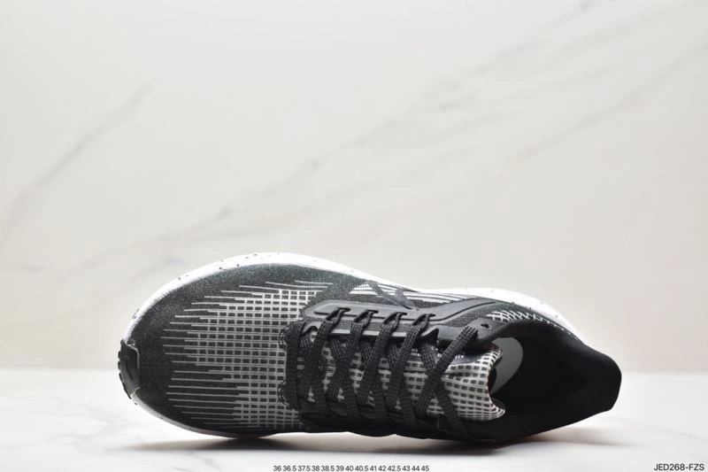 Nxkx Air Zoom Resilient 205236