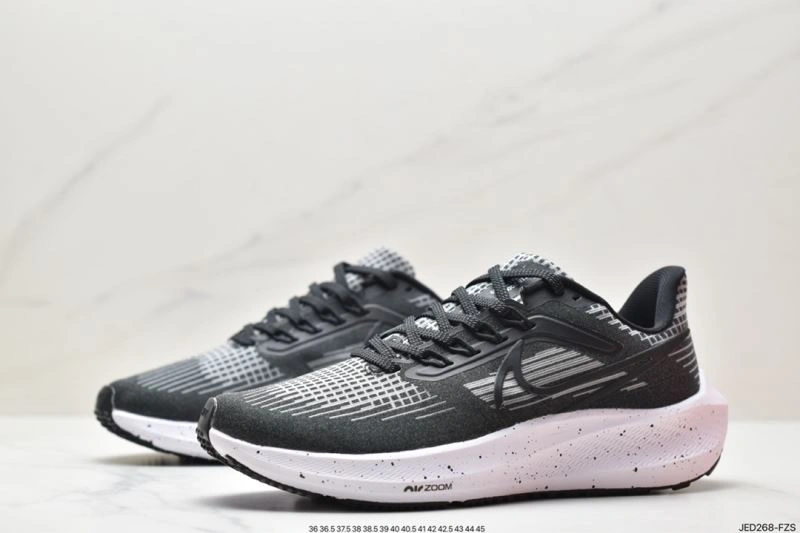 Nxkx Air Zoom Resilient 205236