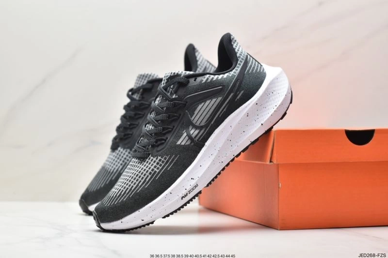 Nxkx Air Zoom Resilient 205236