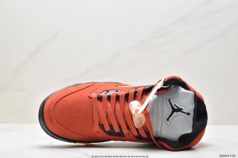 Versatile Nxkx Dunk 204119
