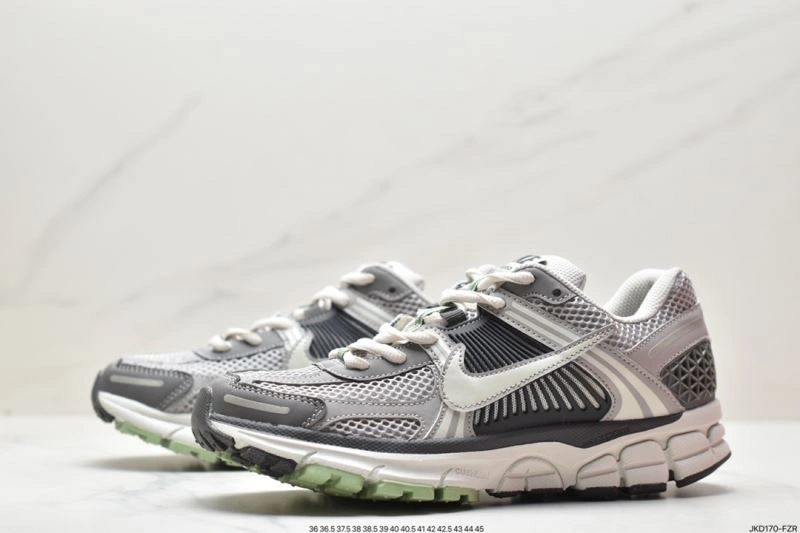 Nxkx Air Zoom Resilient 205228