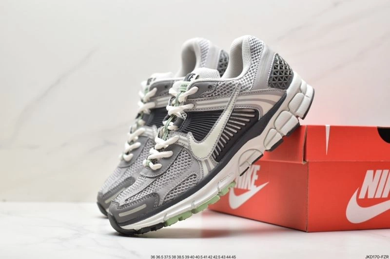 Nxkx Air Zoom Resilient 205228