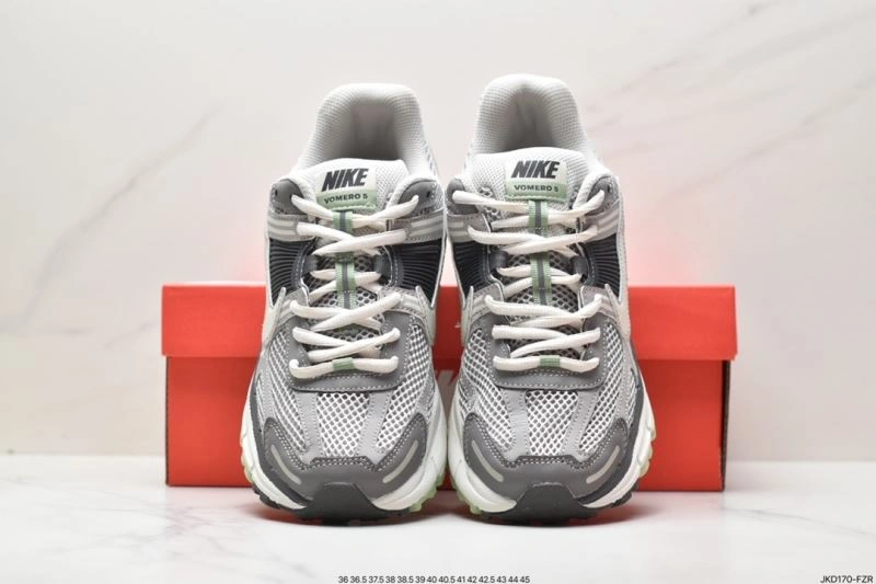Nxkx Air Zoom Resilient 205228