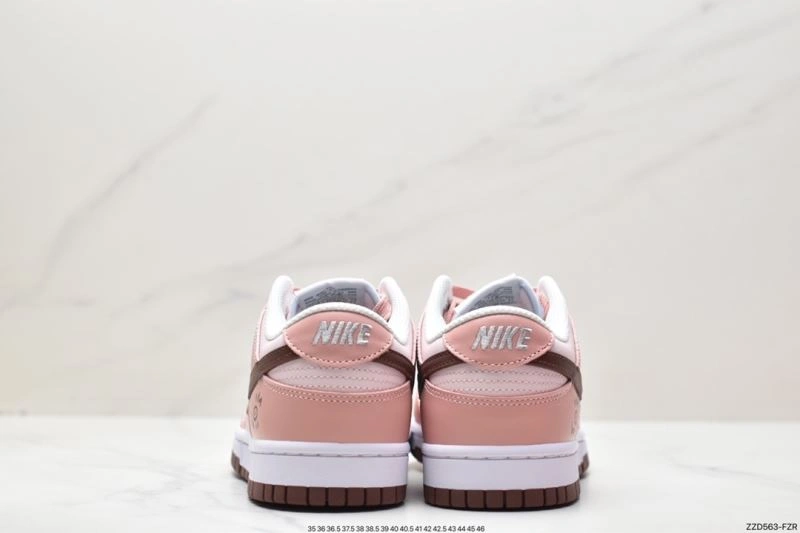Timeless Nxkx Dunk 204094