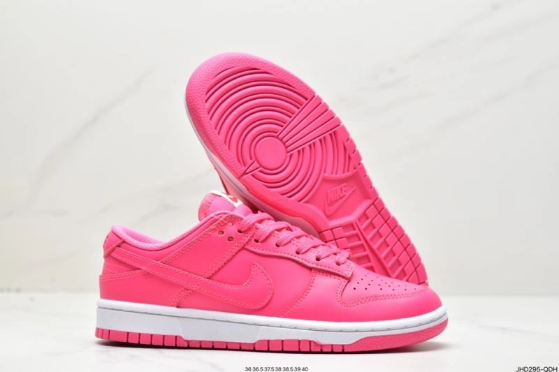 Versatile Nxkx Dunk 204042