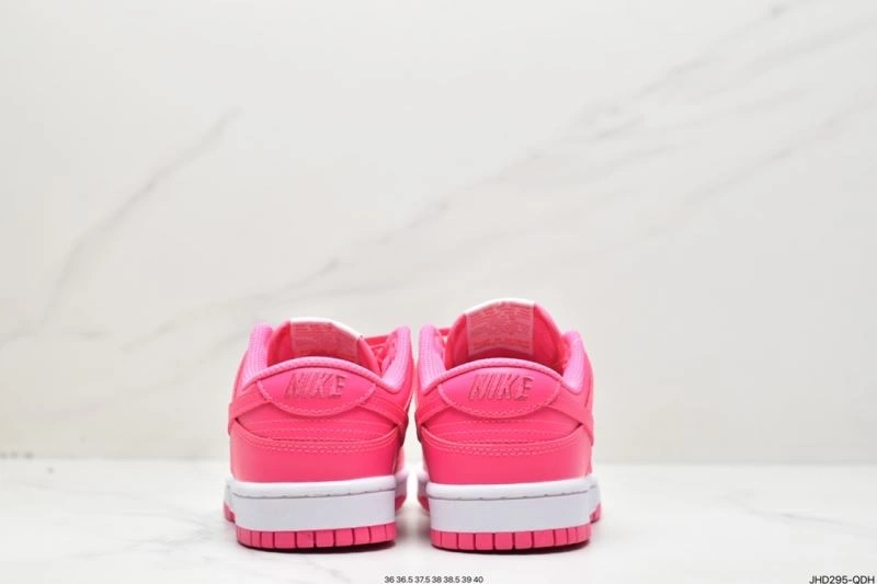 Versatile Nxkx Dunk 204042