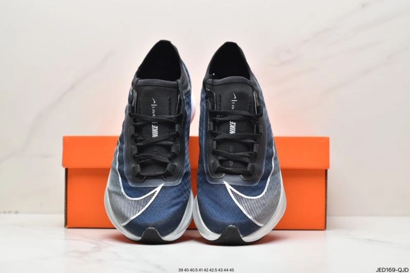 Nxkx Air Zoom Resilient 205213