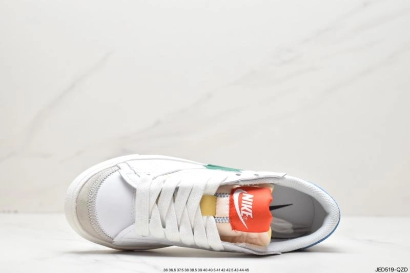 Resilient Nxkx Sneakers 201083