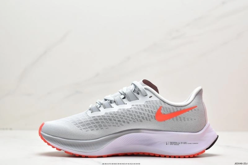WellDesigned Nxkx Sneakers 201031
