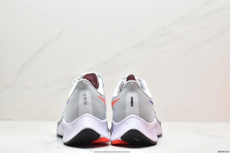 WellDesigned Nxkx Sneakers 201031