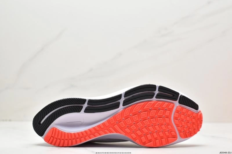 WellDesigned Nxkx Sneakers 201031