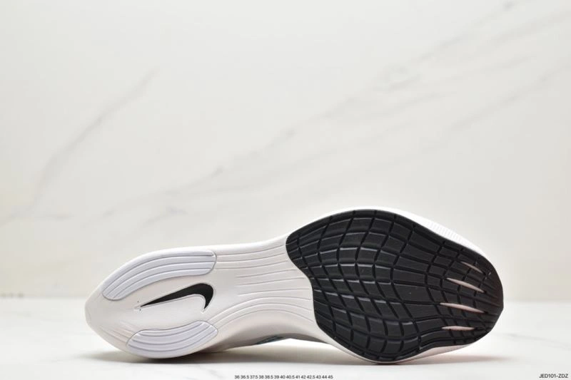 Nxkx Air Zoom Efficient 205046