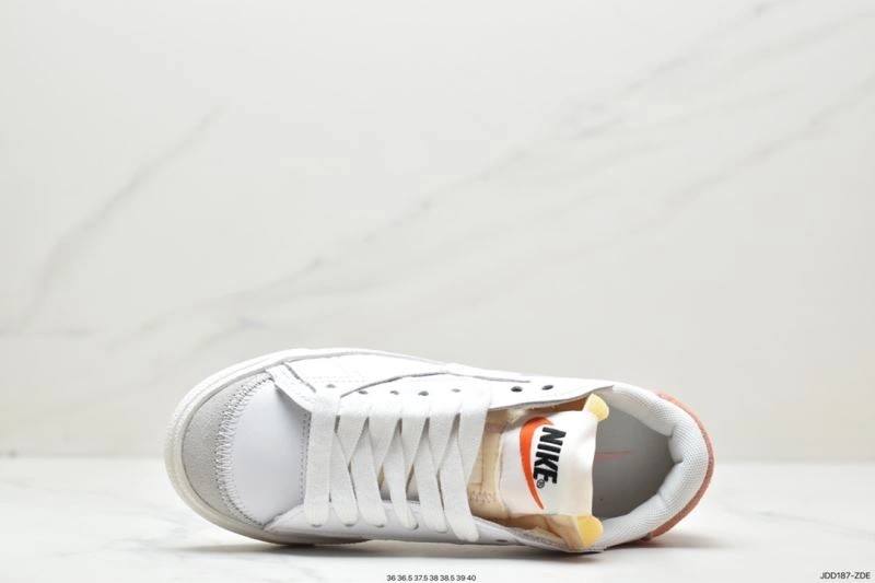 Trendsetting Nxkx Sneakers 201027