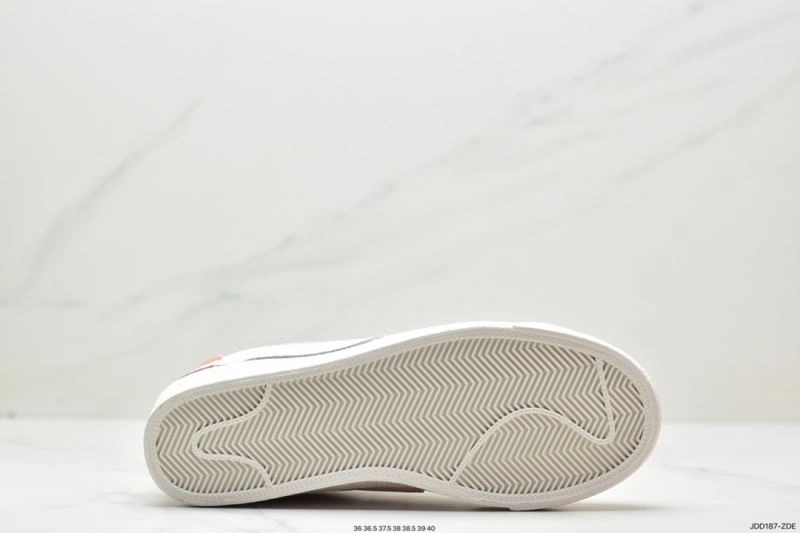Trendsetting Nxkx Sneakers 201027