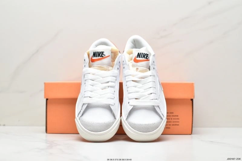 Trendsetting Nxkx Sneakers 201027