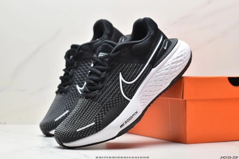 Nxkx Air Zoom Resilient 204984