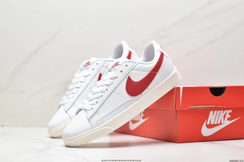 Resilient Nxkx Sneakers 200974