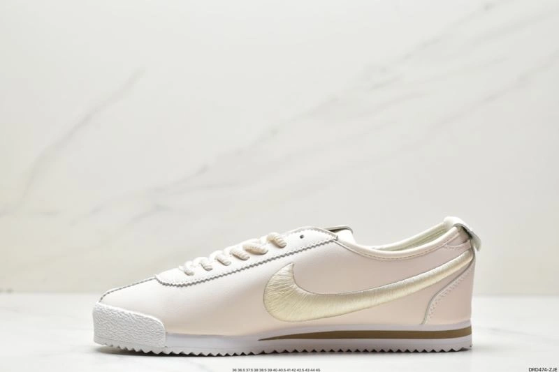 Nxkx Sneakers EyeCatching 200942
