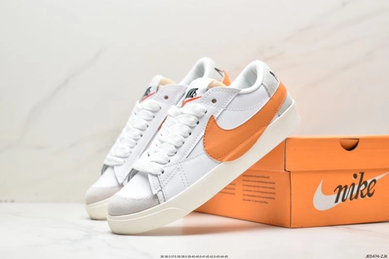 Trendsetting Nxkx Sneakers 200935