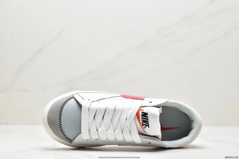 Minimalist Nxkx Sneakers 200939