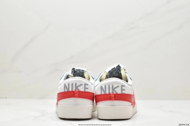 Minimalist Nxkx Sneakers 200939