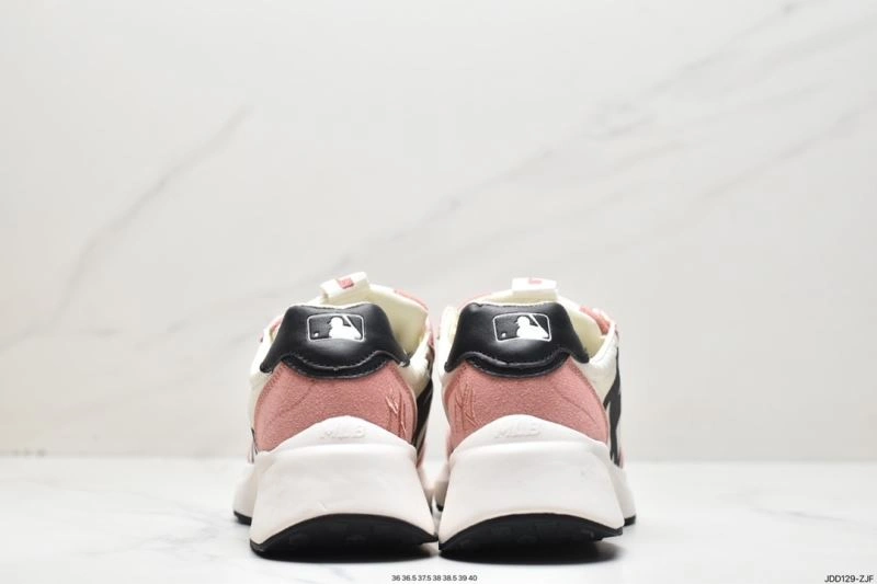 WellDesigned Nxkx Sneakers 200934