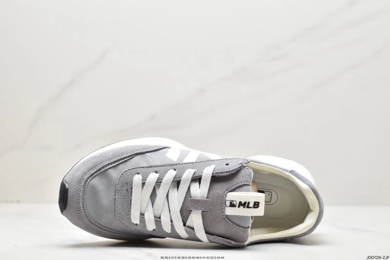 WellDesigned Nxkx Sneakers 200916