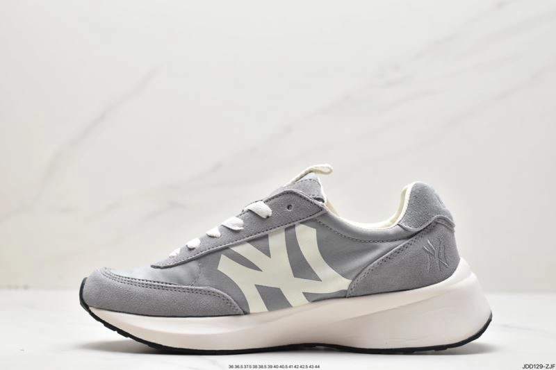 WellDesigned Nxkx Sneakers 200916