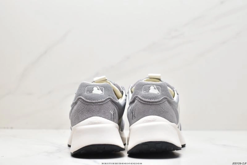 WellDesigned Nxkx Sneakers 200916