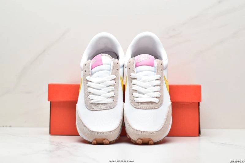 Bright Nxkx Sneakers 200908