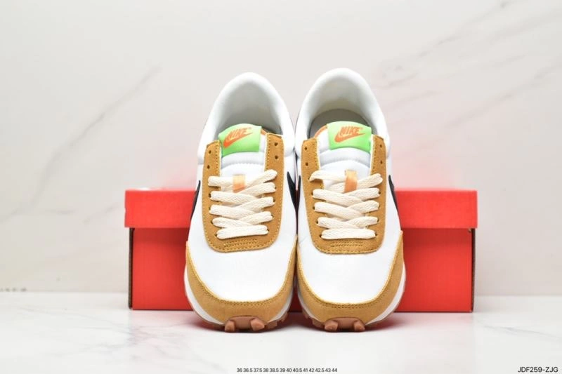 Sleek Nxkx Sneakers 200896