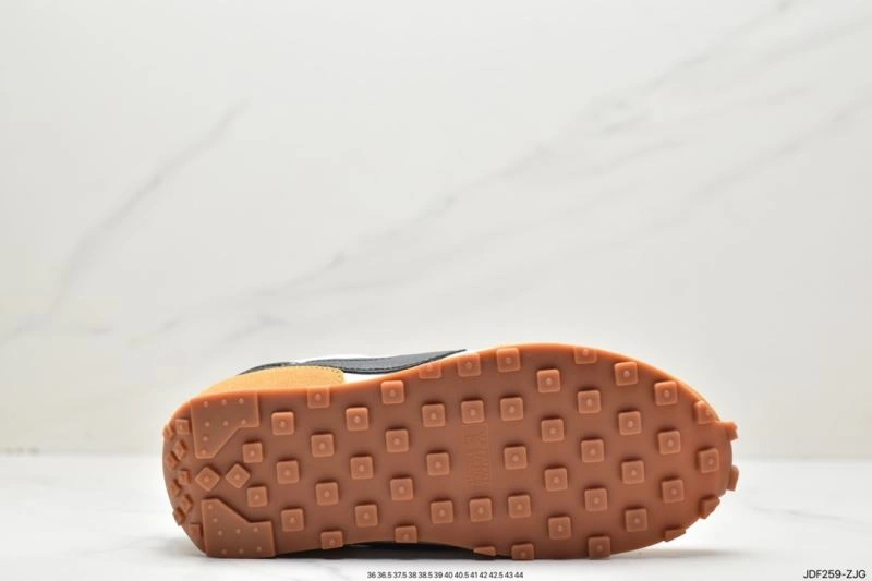Sleek Nxkx Sneakers 200896