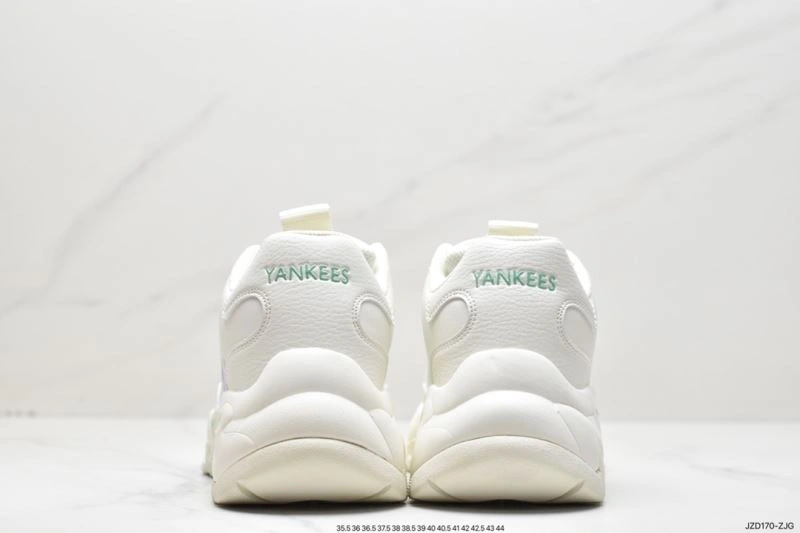 Classic Nxkx Sneakers 200904