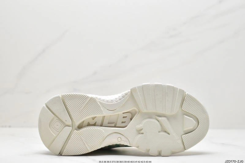 Classic Nxkx Sneakers 200904