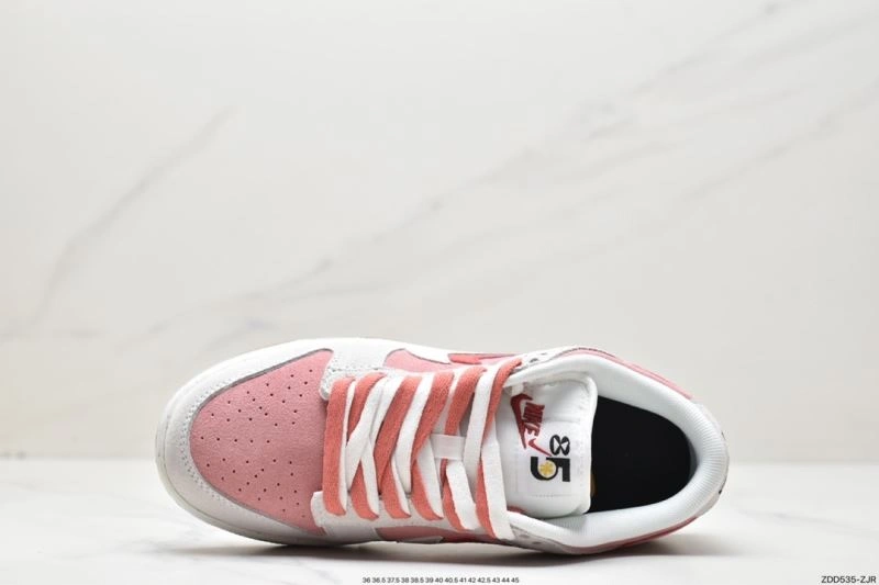 Nxkx Dunk WellDesigned 203669