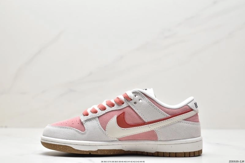 Nxkx Dunk WellDesigned 203669