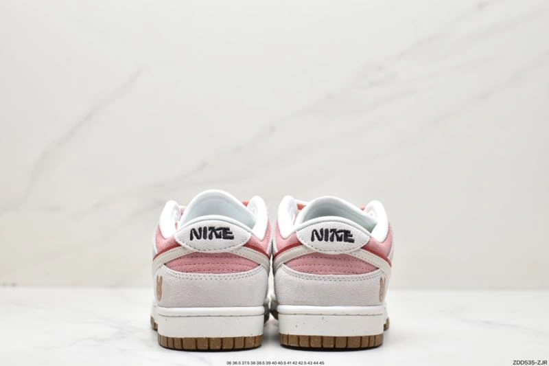 Nxkx Dunk WellDesigned 203669