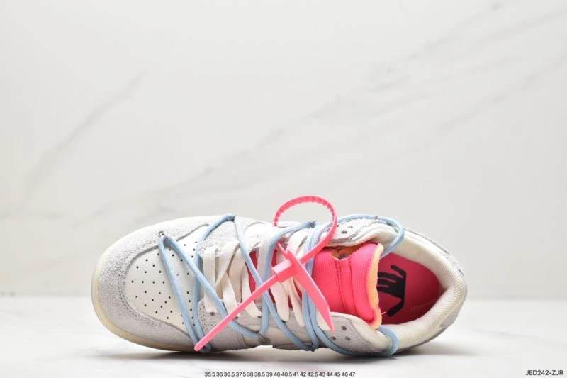 Versatile Nxkx Dunk 203681