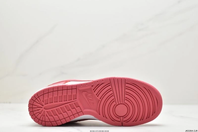 Classic Nxkx Dunk 203679