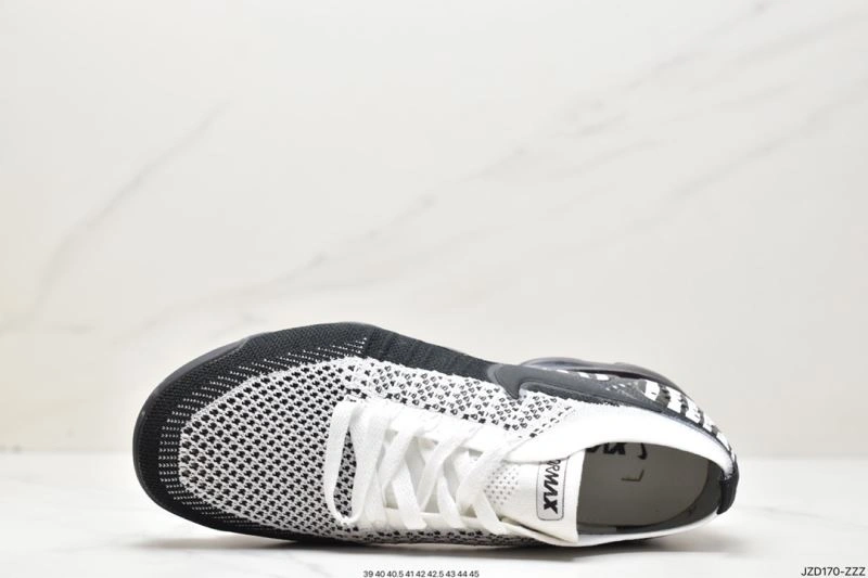 GoodFit Nxkx Sneakers 200832