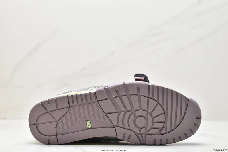 Bold Nxkx Sneakers 200824