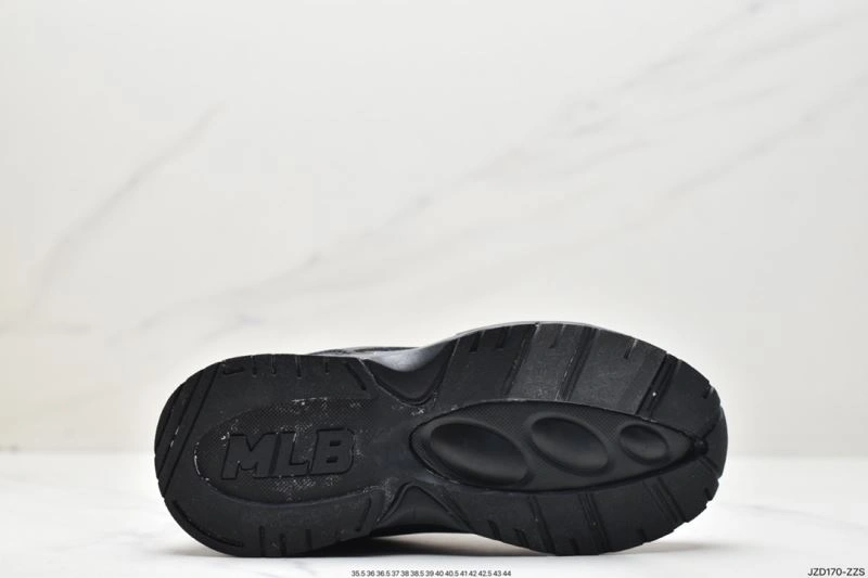 Modern Nxkx Sneakers 200771