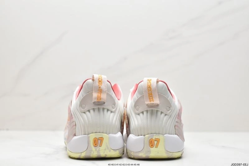Nxkx Air Zoom WellDesigned 204818