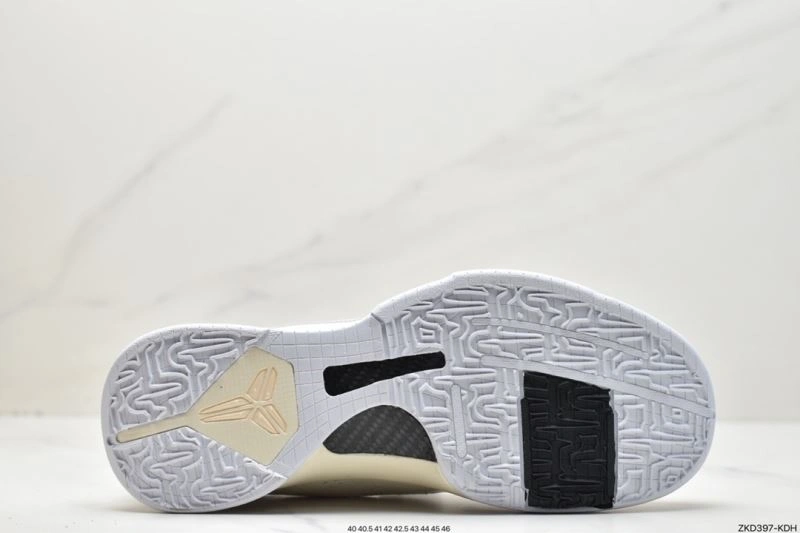 Nxkx Air Zoom Versatile 204794