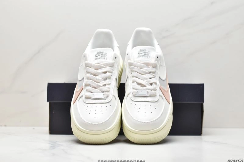 Modern Nxkx Sneakers 200732