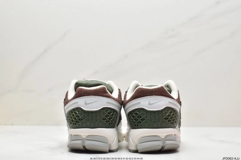 Nxkx Air Zoom Soft 204755
