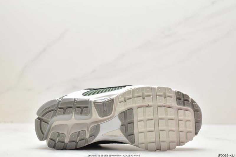 Nxkx Air Zoom Soft 204755