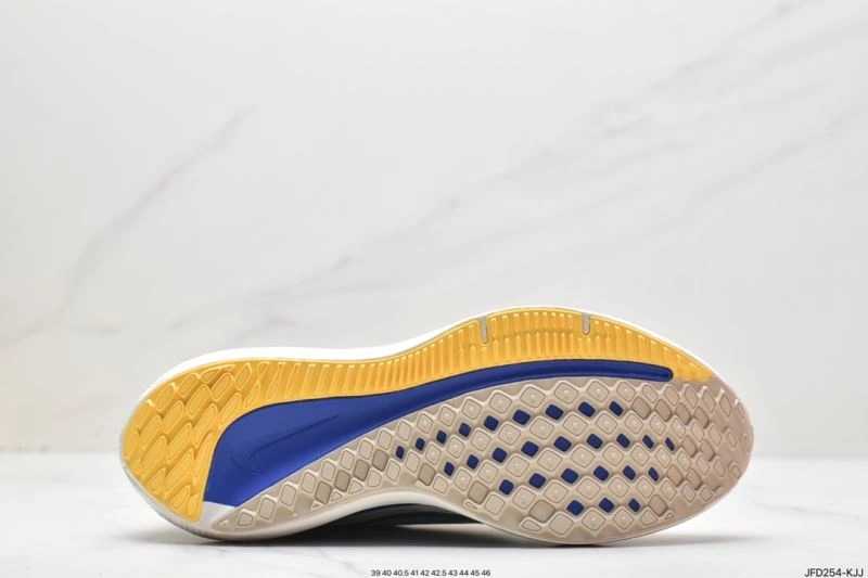 Nxkx Air Zoom Practical 204752